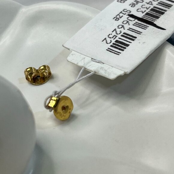 Nordstrom Gold Tone CZ Solitaire Stud Earrings Classic Round Sparkle One Size - Picture 4 of 10